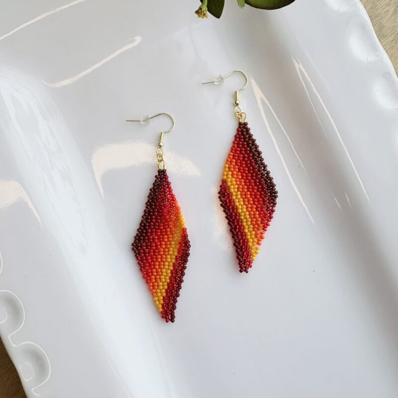 Kathleen Embrey Gradient Diagonal beaded diamond earrings