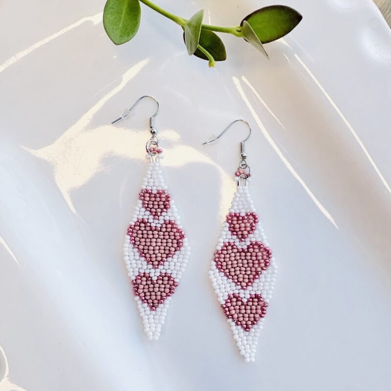 kathleen embrey white and light pink beaded heart earrings