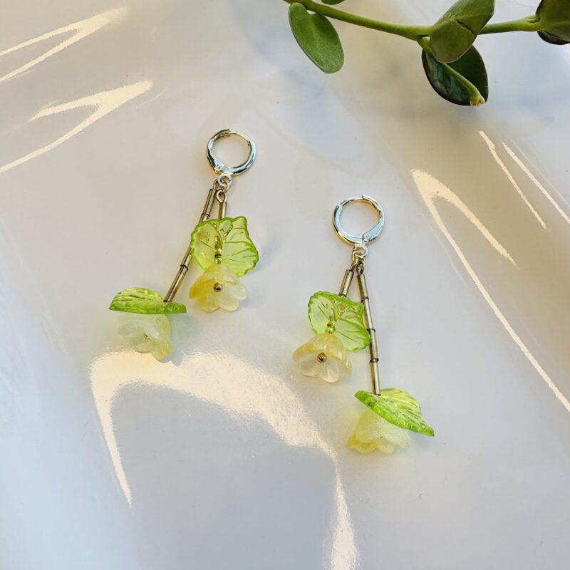 Anka Snider yellow flower earrings