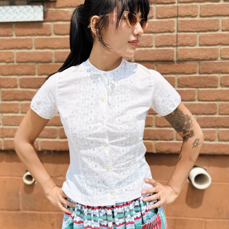 1940s white embroidered top