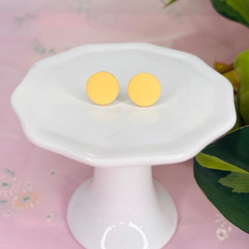 TSE x Jen Maguire “The Dot” earring in yellow