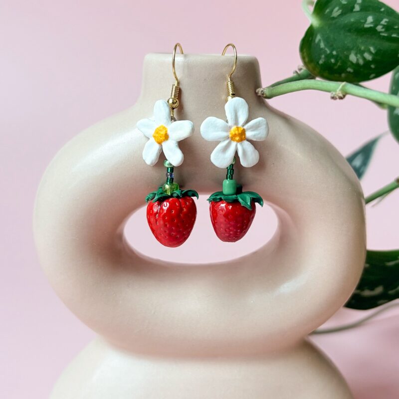 TSE x Sam roberts red strawberry flower earrings